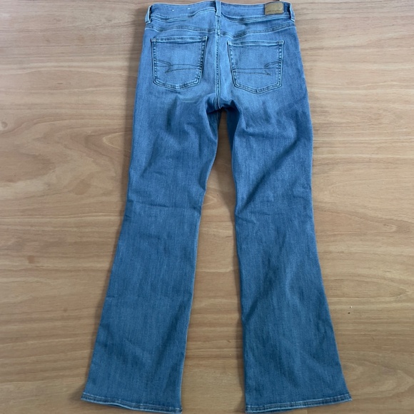 American Eagle Kick Boot wide leg jeans Women's size 8 US Reg medium wash AEO - Picture 6 of 8